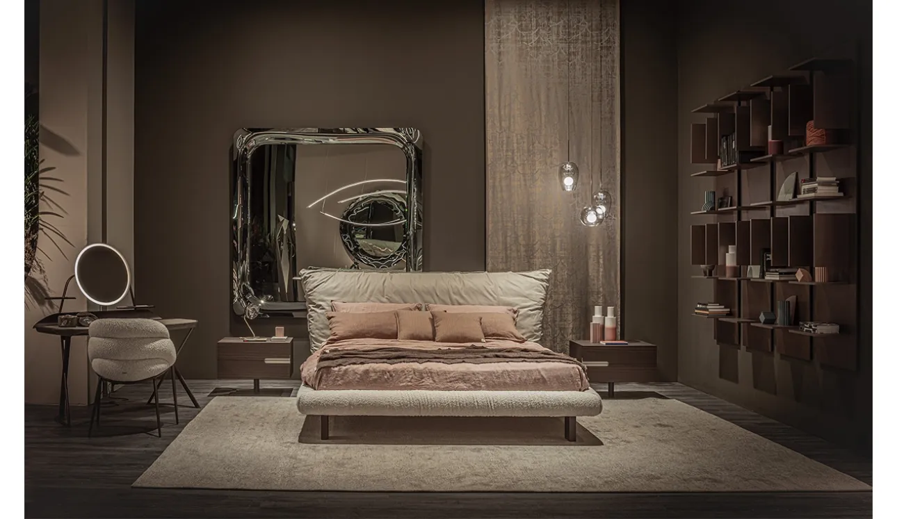 Letto di design Pascal in pelle e tessuto di Cattelan Italia