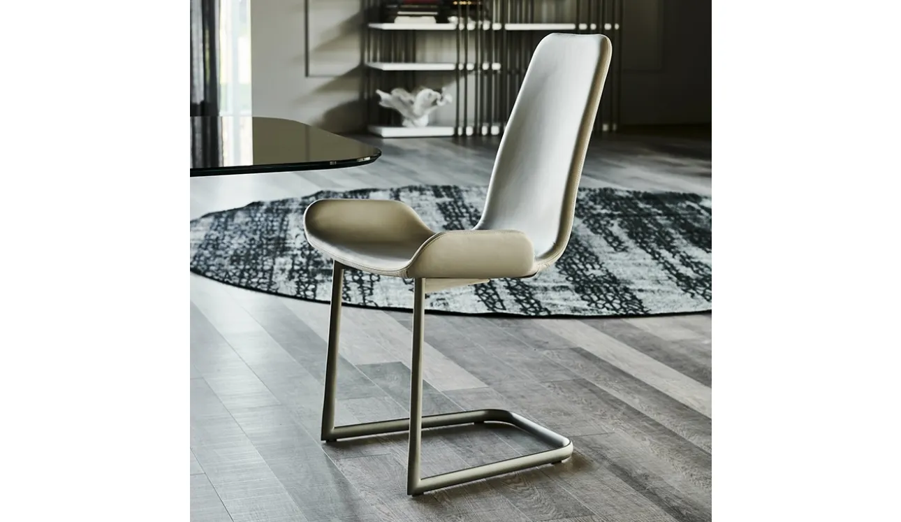 Sedia in pelle con struttura in acciaio Flamingo Cantilever di Cattelan Italia