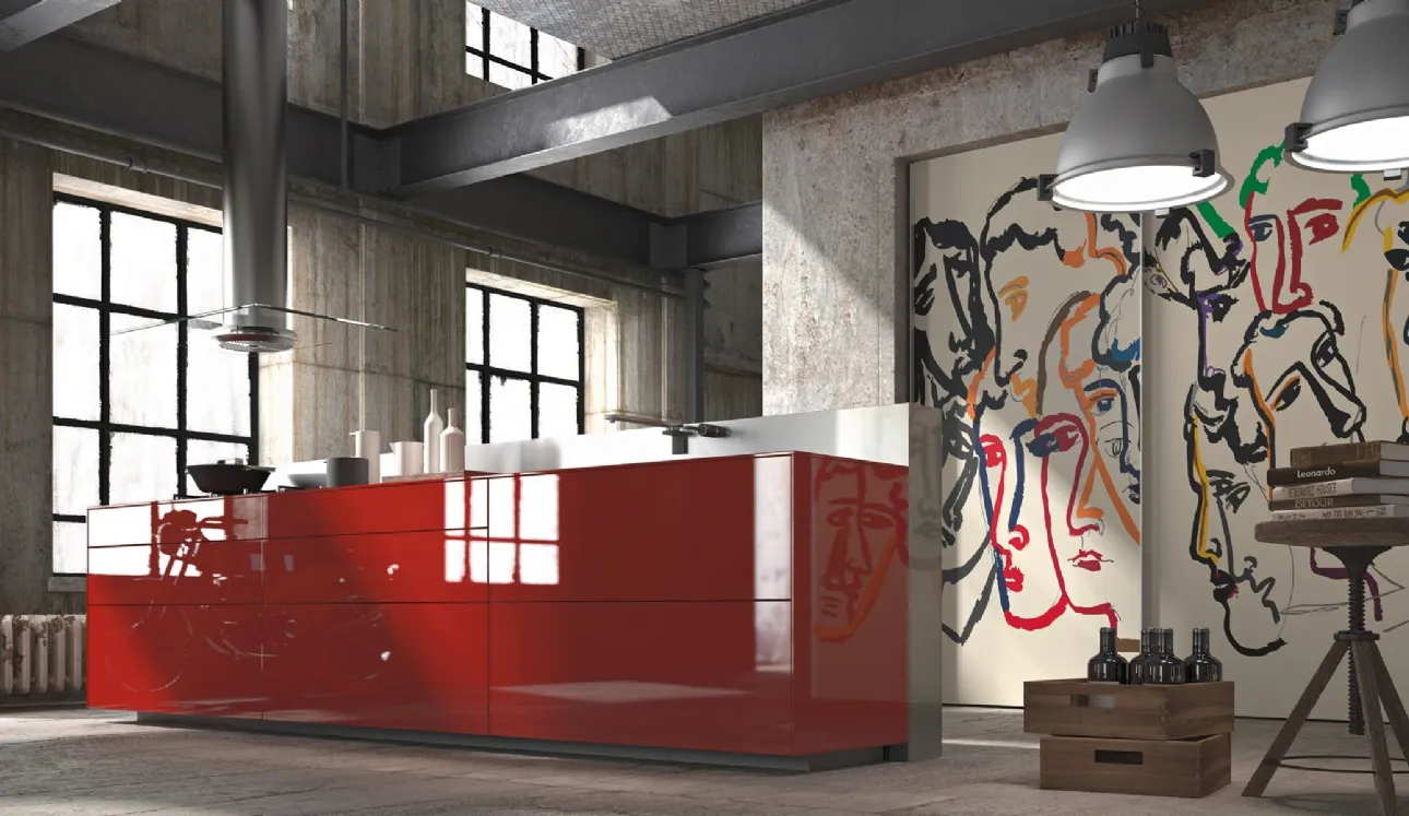 Cucina Design con isola in vetro lucido rosso con stampa artistica Artematica Vitrum Arte Sandro Chia di Valcucine